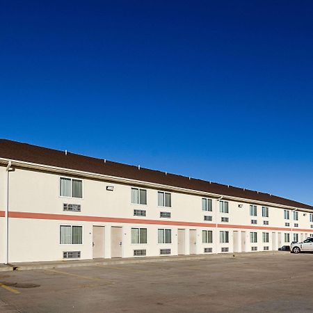 Rodeway Inn Larned Εξωτερικό φωτογραφία