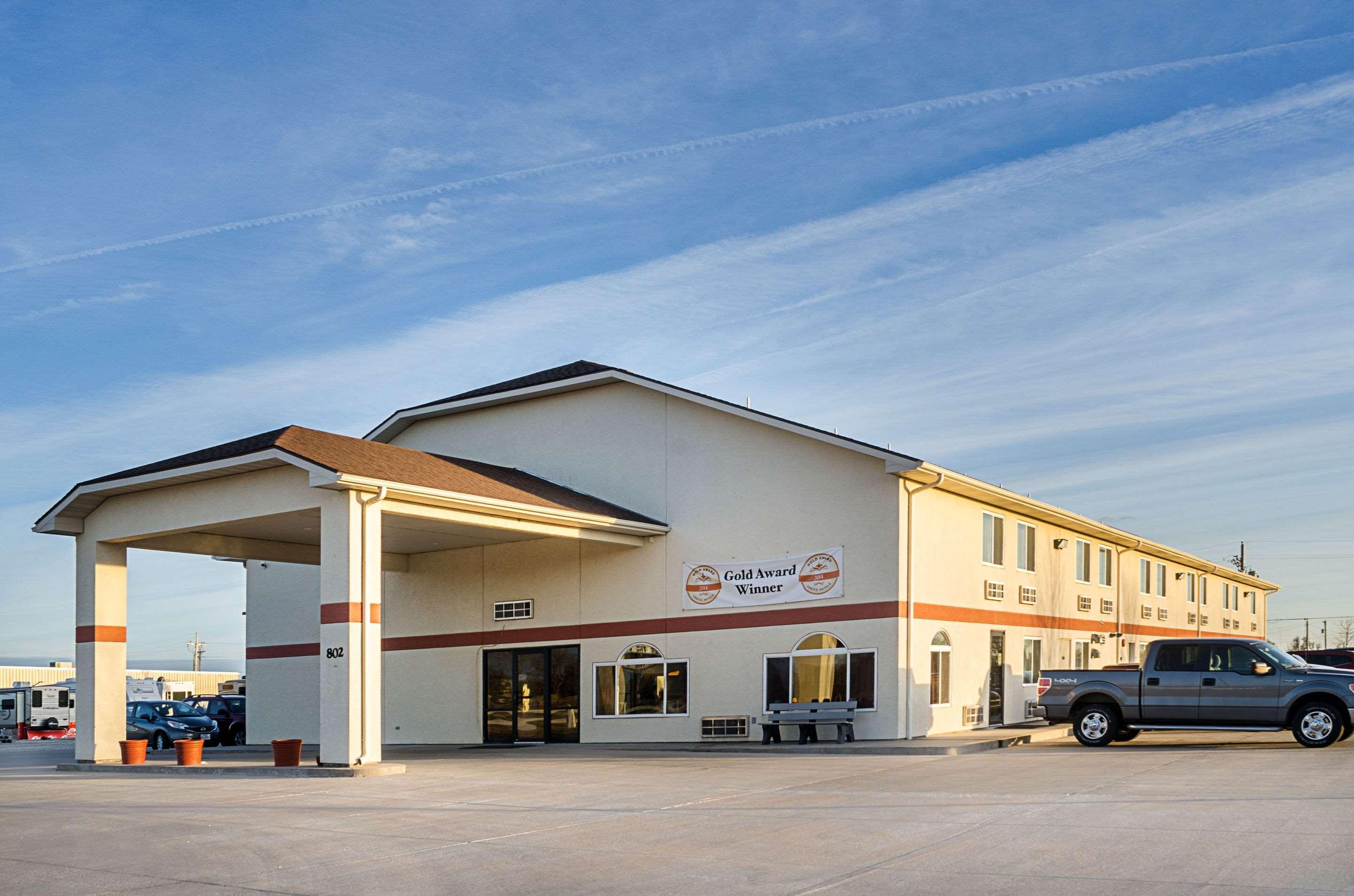 Rodeway Inn Larned Εξωτερικό φωτογραφία