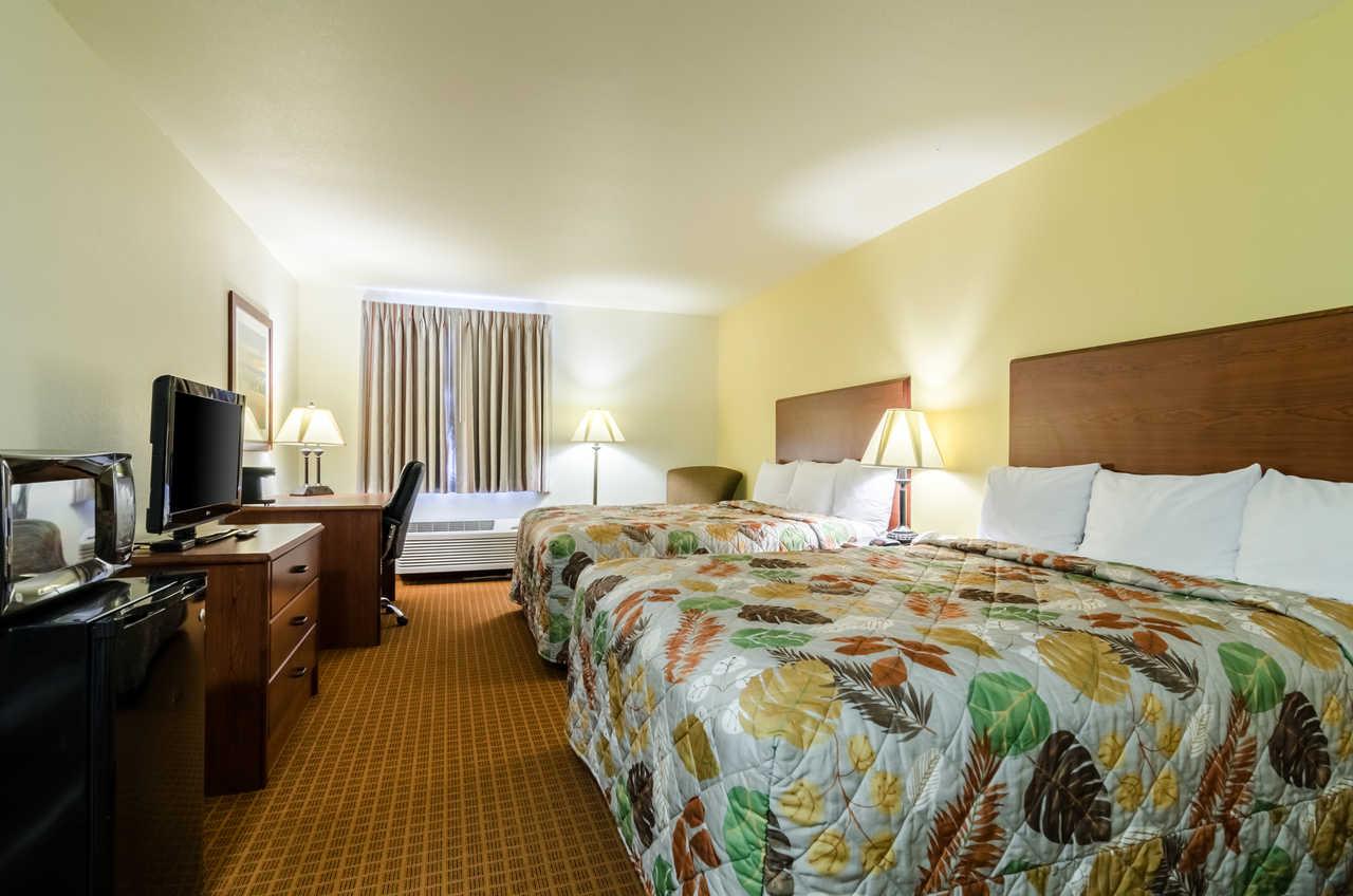 Rodeway Inn Larned Εξωτερικό φωτογραφία